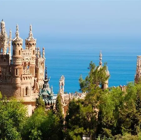 アパート Benalbeach Playa *